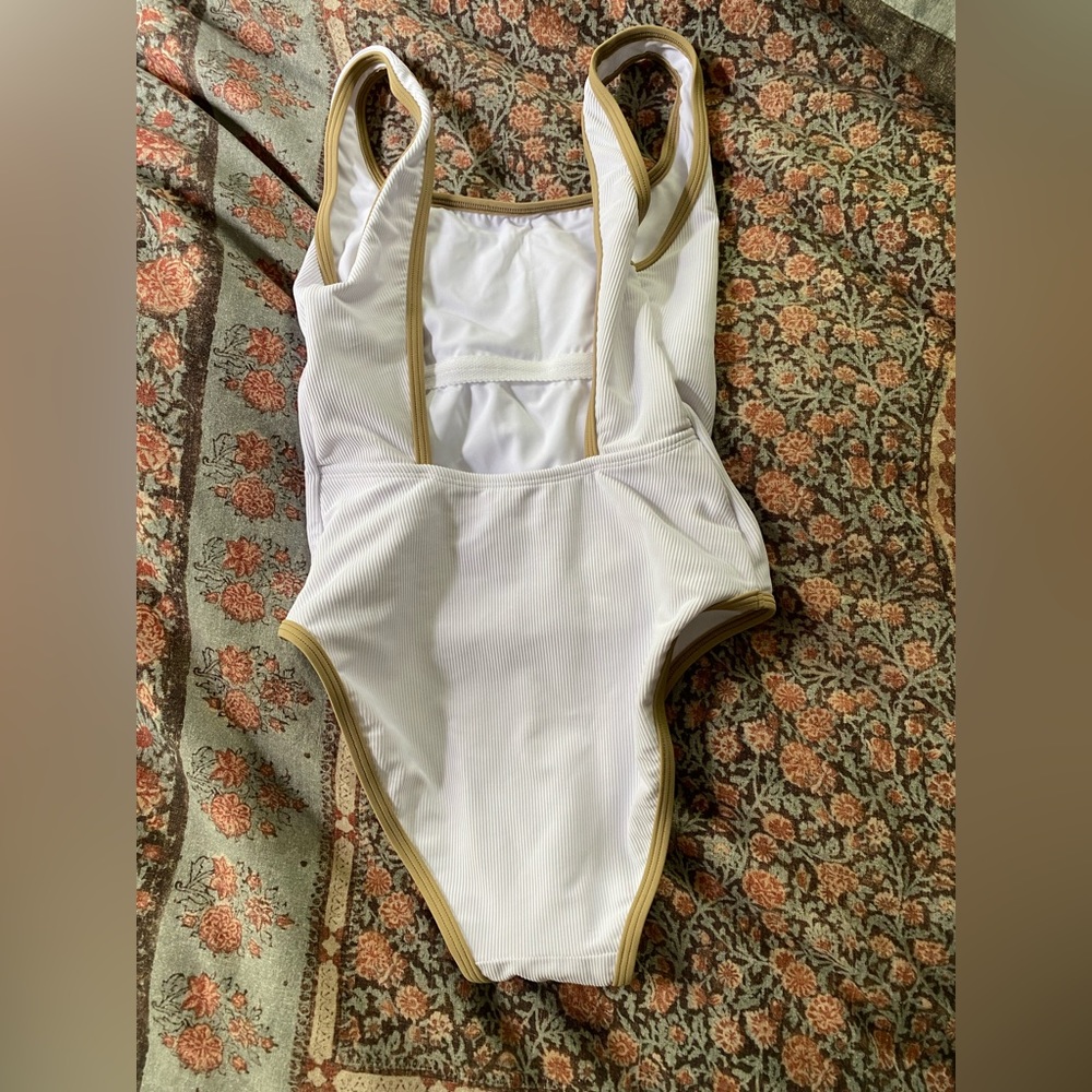 LainSnow coconut one piece